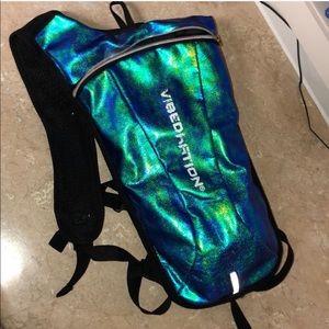 Metallic vibedration pack